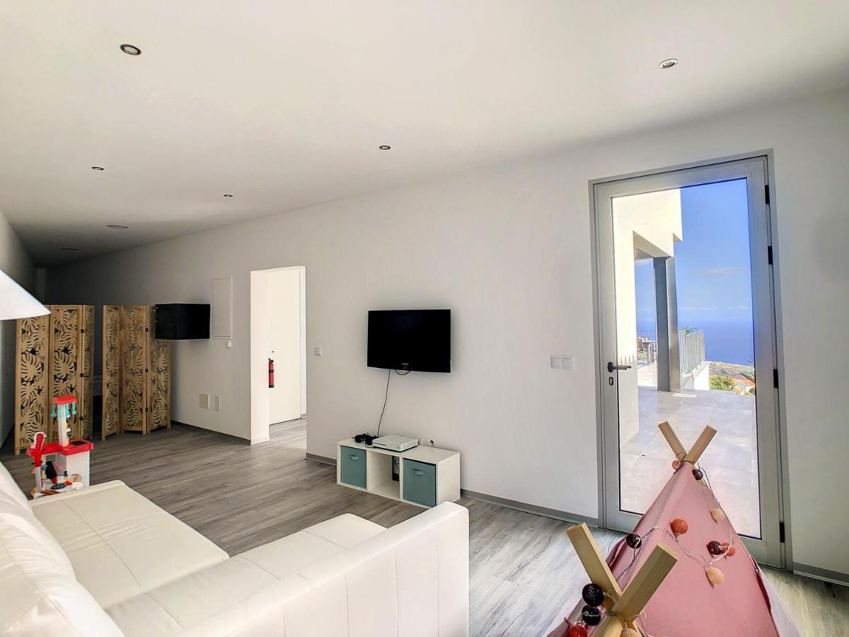Villa Piece Of Heaven By Lovelystay Estreito Da Calheta Екстер'єр фото